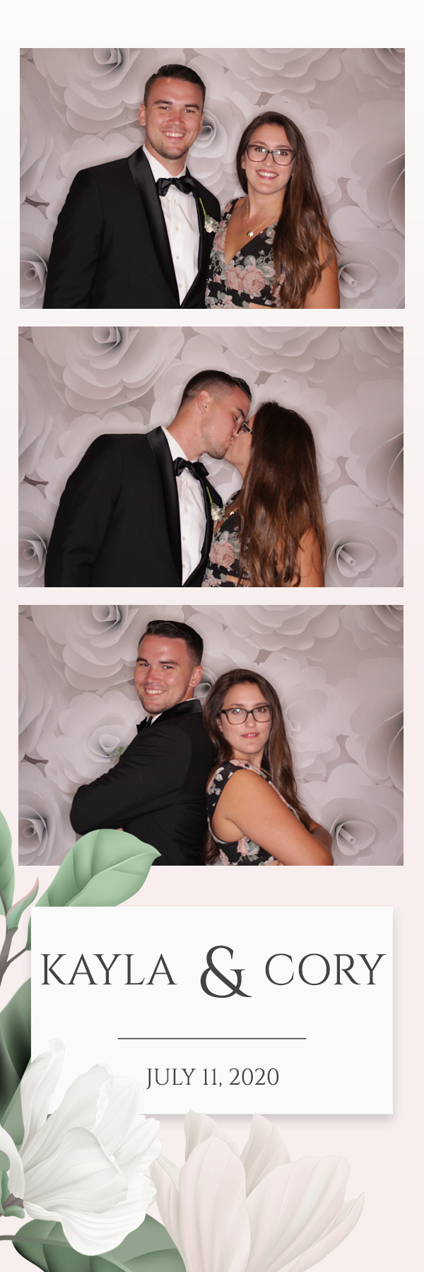 Kayla and Cory Wedding | View more photos from the event at gallery.photoboothbillings.com/u/PhotoBoothBillings/Kayla-and-Cory-Wedding